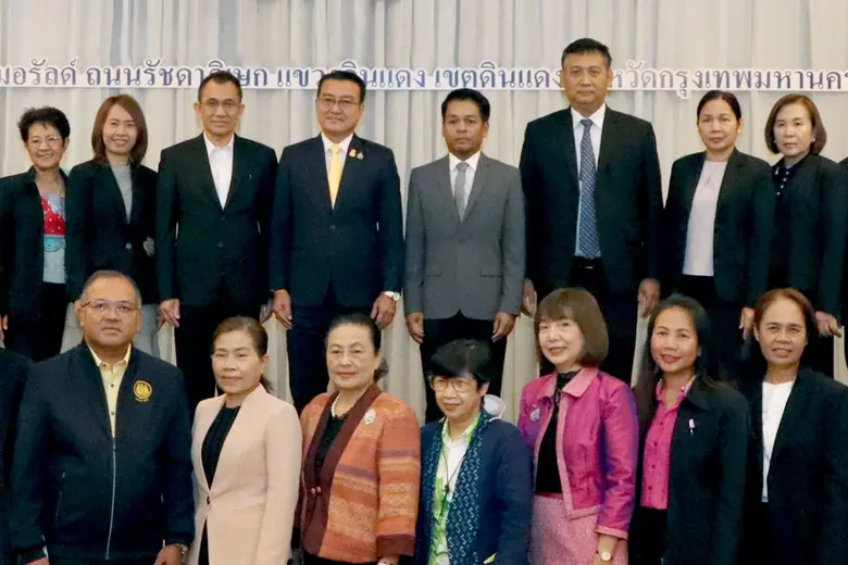 สันติ นันตสุวรรณ รองอธิบดี กรมการจัดหางาน...