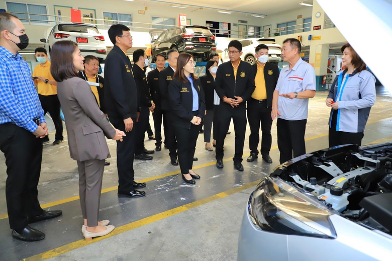 สถาบันพัฒนาบุคลากรในอุตสาหกรรมยานยนต์และช...