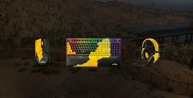 WINNER WINNER CHICKEN DINNER เสิร์ฟคอลเลกชันชุดพิเศษอุปกรณ์ RAZER'S PUBG: BATTLEGROUNDS
