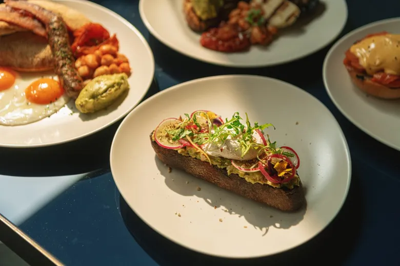 BRUNCHERTON: A new Sunday brunch experience at Public House Sukhumvit 31