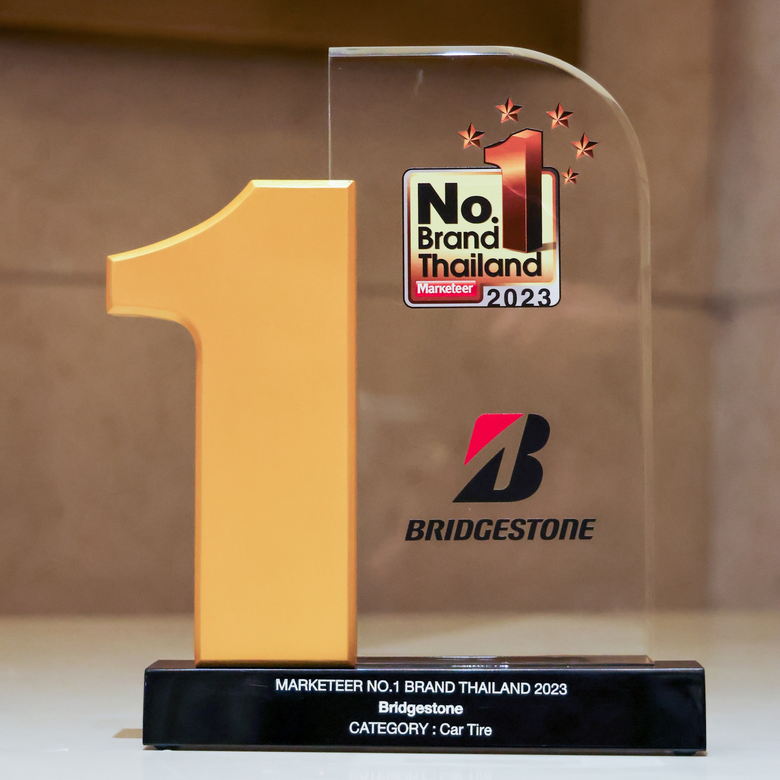 บริดจสโตนครองใจมหาชน คว้ารางวัล "Marketeer No.1 Brand Thailand 2023" 12 ปีซ้อน มุ่งเสริมแกร่งยางรถยนต์คุณภาพพรีเมียม ตอบรับทุกไลฟ์สไตล์ในการเดินทาง