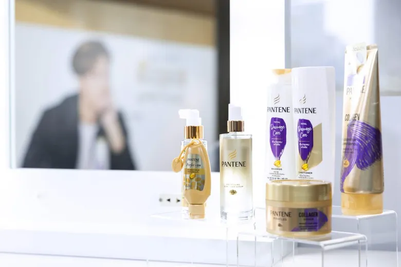 "แพนทีน" เฉลิมฉลองผมสวยสุขภาพดีแบบไม่พึ่งโชค ในงาน PANTENE BEST HAIR with Jackson Wang เผยเคล็ด (ไม่) ลับ ดูแลผมสวย ฟื้นฟูผมเสีย จากแฮร์สไตลิสต์ระดับโลก