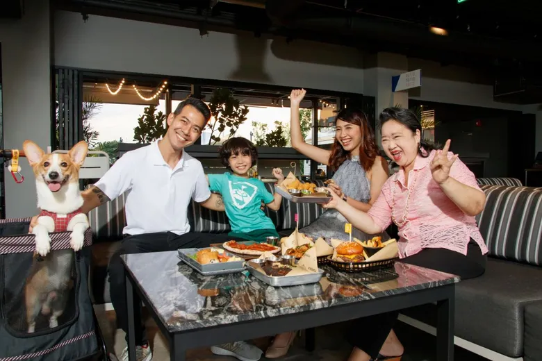 Bring your best energy and come celebrate Mother's Day at Topgolf Megacity!