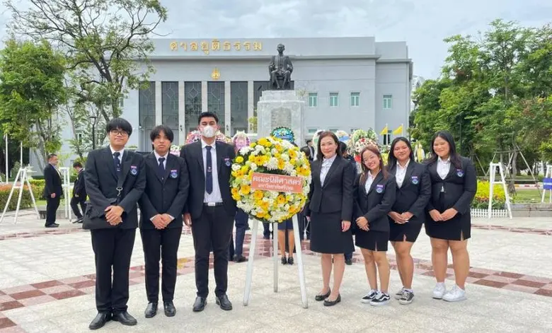 ผู้ช่วยศาสตราจารย์ ทัชชภร มหาแถลง ผู้ช่วย...