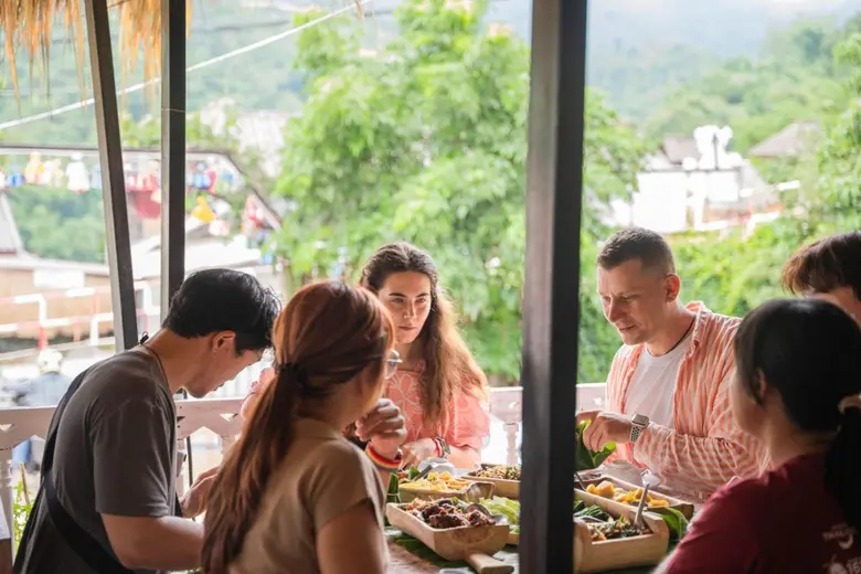 ททท. ร่วมกับ foodpanda และ Tellscore ส่งอินฟลูเอนเซอร์ชื่อดัง ดันท่องเที่ยวไทย และอาหารไทยเป็น Soft Power ขับเคลื่อนแคมเปญ 'Amazing Thailand'