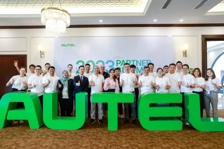 ออเทล (Autel) ผู้ผลิตเครื่องชาร์จรถยนต์ไฟ...