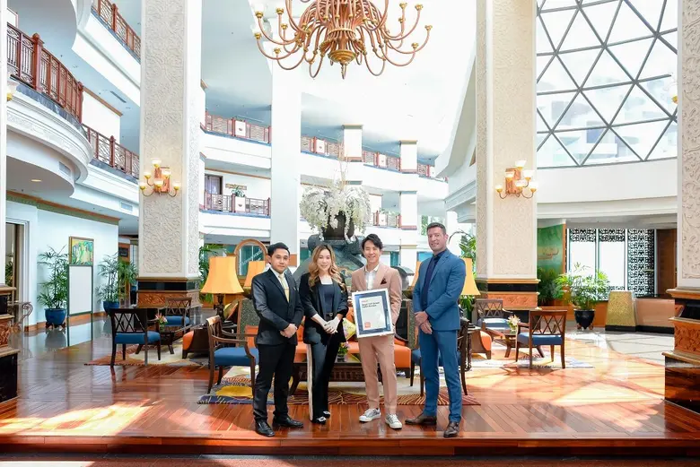 รอยัล คลิฟ แกรนด์ โฮเต็ล พัทยา ฉลองความสำเร็จ รับรางวัล 2023 Kayak Travel Awards
