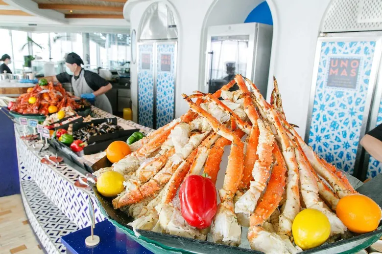 Indulge in an Unparalleled Champagne Brunch Experience at UNO MAS, Centara Grand at CentralWorld
