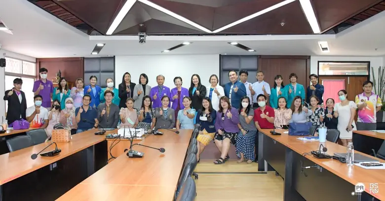 ผศ.ดร.พิษณุ บางเขียว รองอธิการบดีมหาวิทยา...