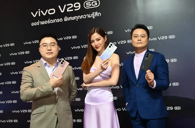 vivo เปิดตัว V29 5G เนรมิตภาพพอร์ตเทรตล้ำไปอีกขั้นกับ Aura Light Portrait 2.0 เผยทุกเฉดแห่งสีสัน โดดเด่นด้วยสุนทรียศาสตร์แห่งดีไซน์ ชูประสิทธิภาพทรงพลัง