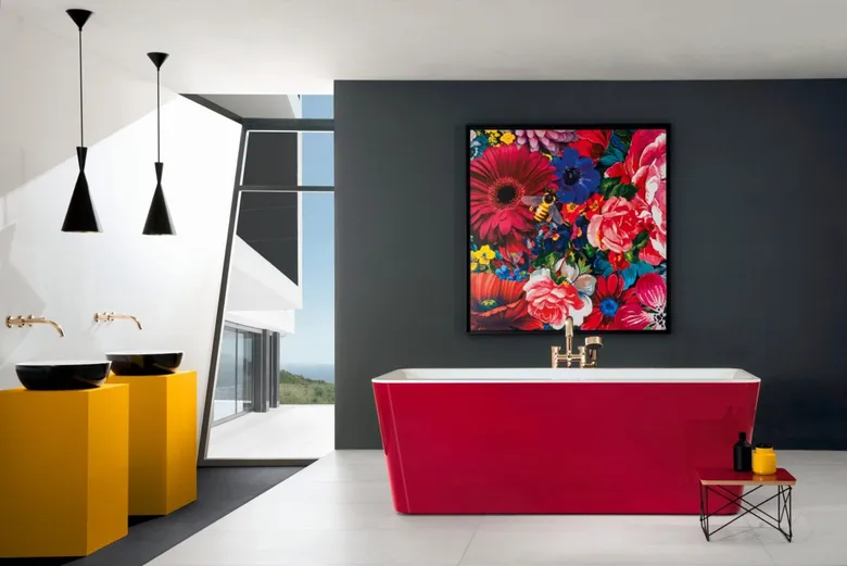 เทรนด์สี Pantone ประจำปี 2023: Viva Magenta สำหรับห้องน้ำของคุณ