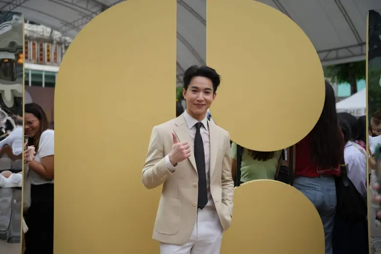 เป็นที่พูดถึงเป็นอย่างมาก สำหรับ "THE RITZ CLINIC (...