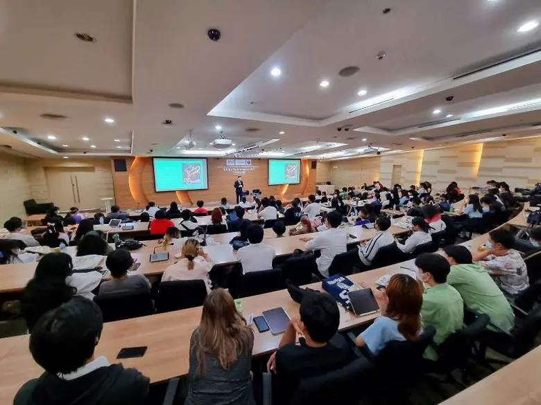 คณะดิจิทัลมีเดีย SPU เปิดเวทีเรียนกับตัวจริง ประสบการณ์จริง "VR for Performance Art" เรียนรู้การใช้เทคโนโลยีความเป็นจริงเสมือน กับแนวความเชื่อไทย