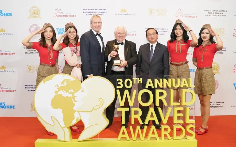 สายการบินเวียตเจ็ท (เวียดนาม) ได้รับรางวัล "สายการบ...