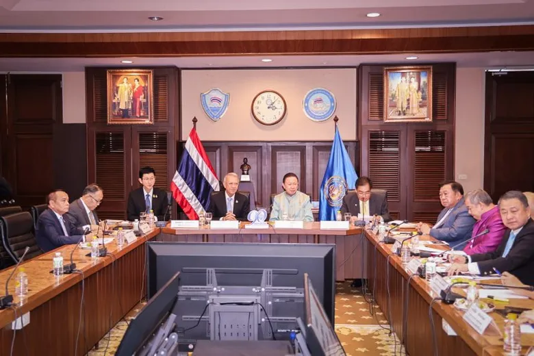 รมว.พิพัฒน์ จับเข่าคุยหอการค้าฯ เล็งเอ็มโอยู 4 กระทรวง เร่งอัพสกิลแรงงานไทย ขับเคลื่อนเศรษฐกิจ