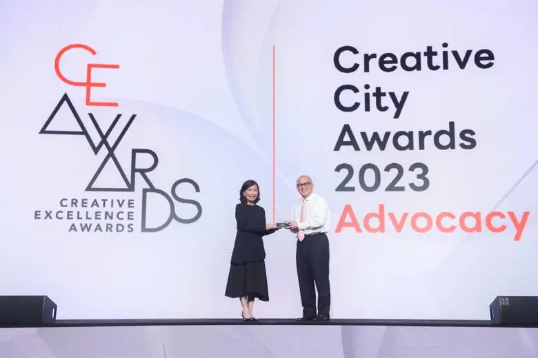 On behalf of the company, Ms. Linda Cheng...