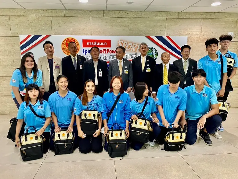 นางสาวธนัชชา สุขสด (โมเม) นักศึกษาทุนกีฬา...