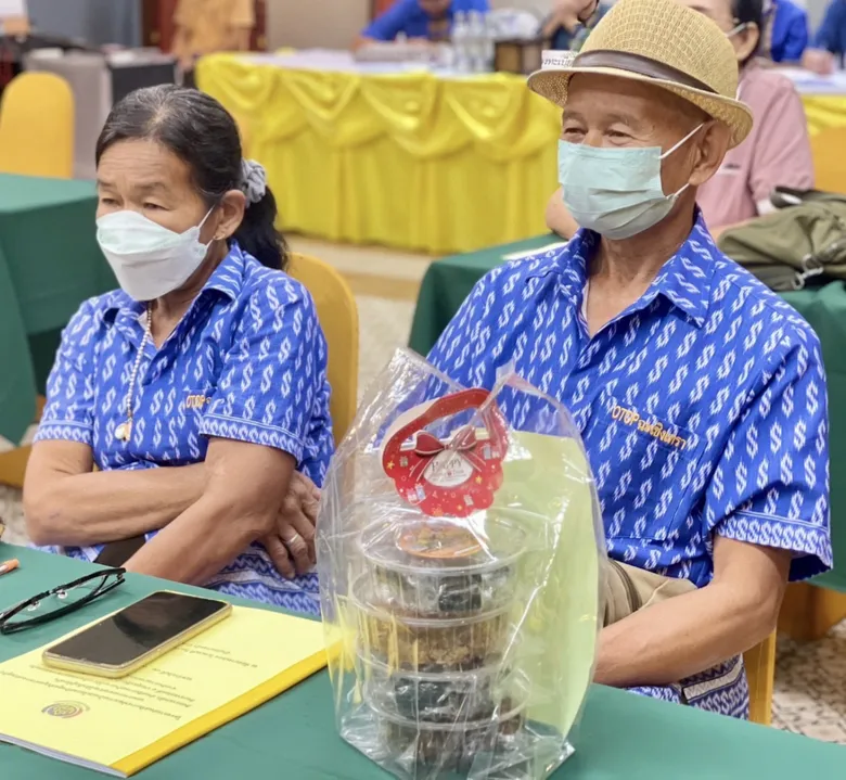 พช. แปดริ้ว สร้างรายได้จากอาหารปลอดภัย