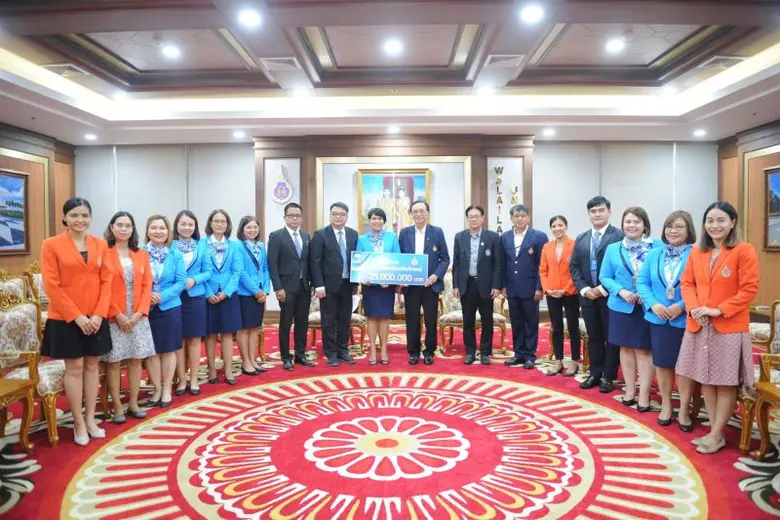 ศาสตราจารย์ ดร.สมบัติ ธำรงธัญวงศ์ รักษากา...
