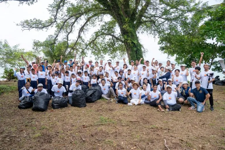 Community Power, Sustainable Future: Royal Phuket Marina's Beach Cleanup Event Breaks New Ground in Environmental Stewardship.