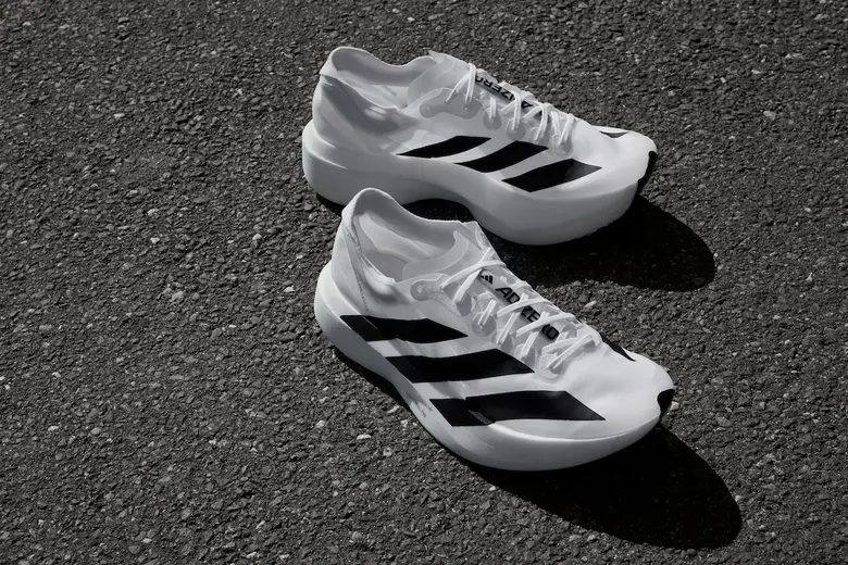 วิ่งสู่อนาคต ด้วยก้าวย่างที่เบาที่สุด กับ ADIZERO ADIOS PRO EVO 1 จากอาดิดาส
