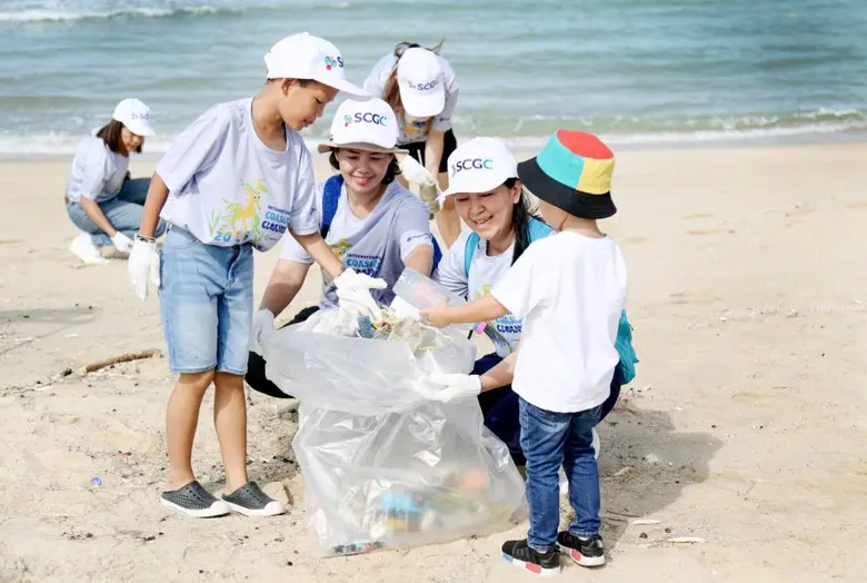 SCGC Join Hands with IEAT and 25 Partners to Host International Coastal Cleanup Day 2023, Advancing Ocean Mission for Sustainability