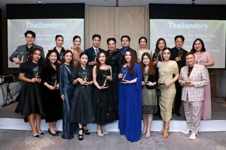 สื่อสองภาษาของไทย เดอะ ไทยแลนด์เดอร์ส (Th...