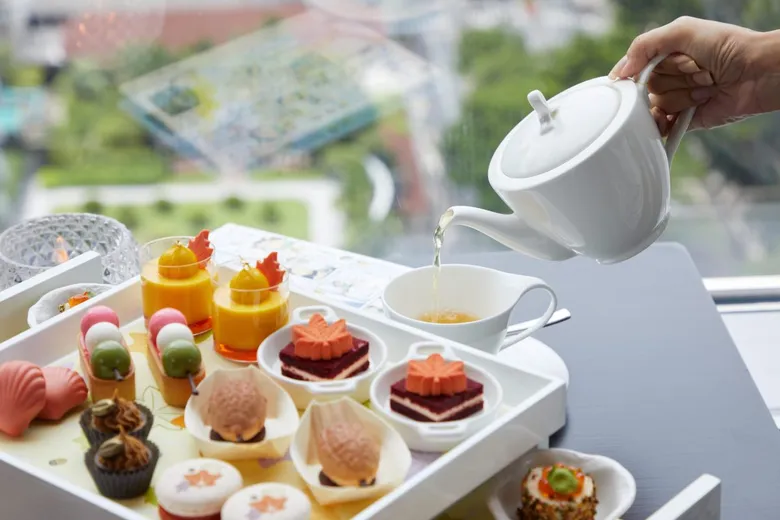 Savour every moment of the picture-perfect and mesmerising "Koyo Afternoon Tea" at The Okura Prestige Bangkok