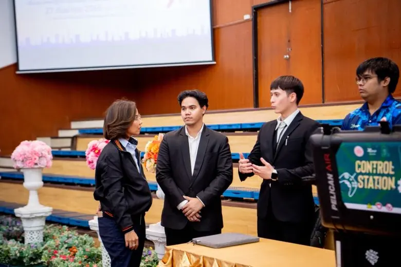 มจพ. ต้อนรับ รมว. อุตสาหกรรมเยี่ยมชมห้องปฏิบัติการและผลงานวิจัยอุตสาหกรรม