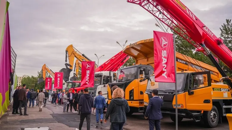 Leading global heavy machinery manufactur...