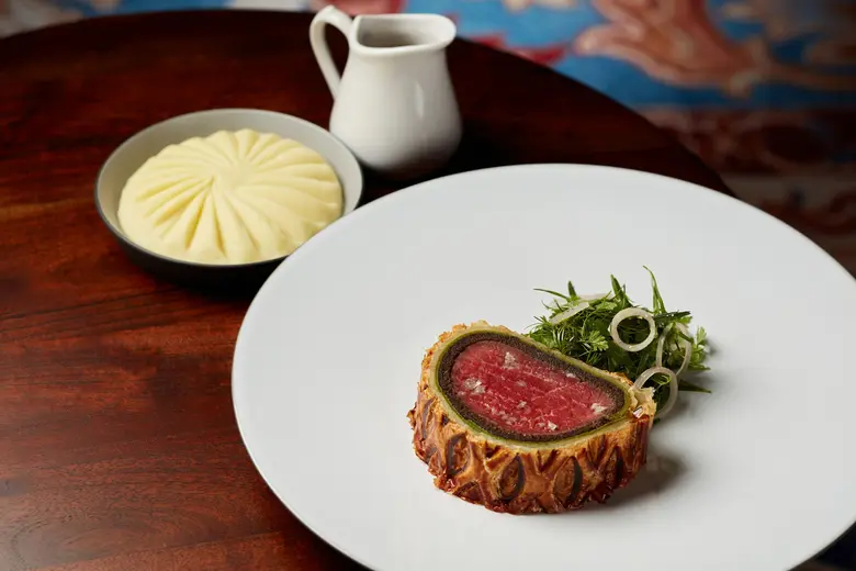 Authentic British Gastropub Gordon Ramsay Pub &amp; Grill Opens at The Londoner Macao