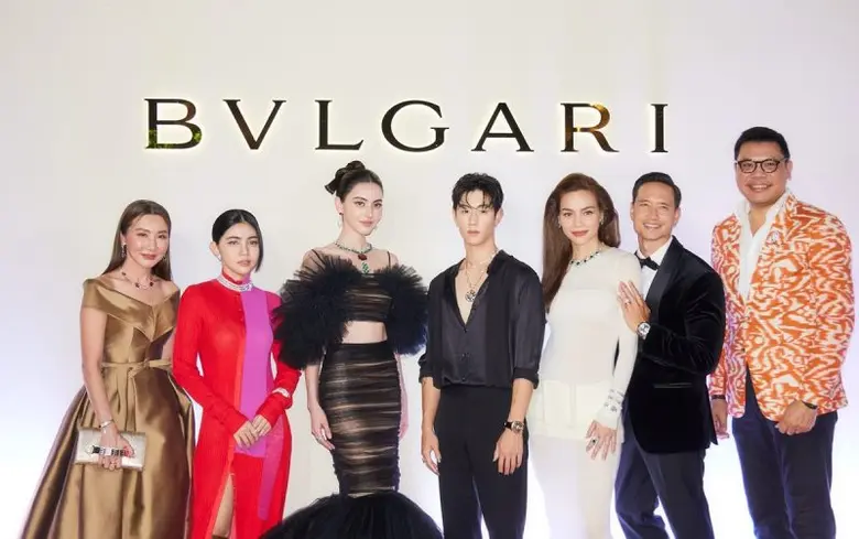 ทำเอาตะลึงกันทั้งงานกับความสวย-หล่อของ ให...