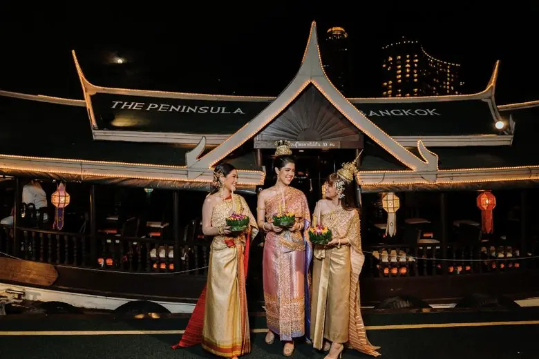 ประเพณี "ลอยกระทง" ถือเป็นประเพณีอันงดงาม...