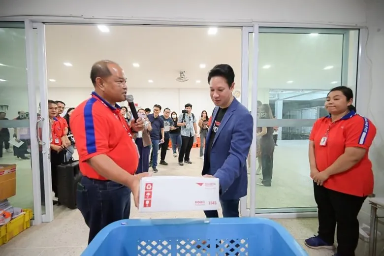 ไปรษณีย์ไทยเผยอีคอมเมิร์ซกระตุ้นธุรกิจขนส่งแข่งขันสูงในสกลนคร - อีสานตอนบนครอง Top Of Mind แบรนด์ขนส่งแห่งภูมิภาค พร้อมเดินหน้าดึงศักยภาพเครือข่าย เชื่อมเศรษฐกิจในประเทศ - โกลบอล