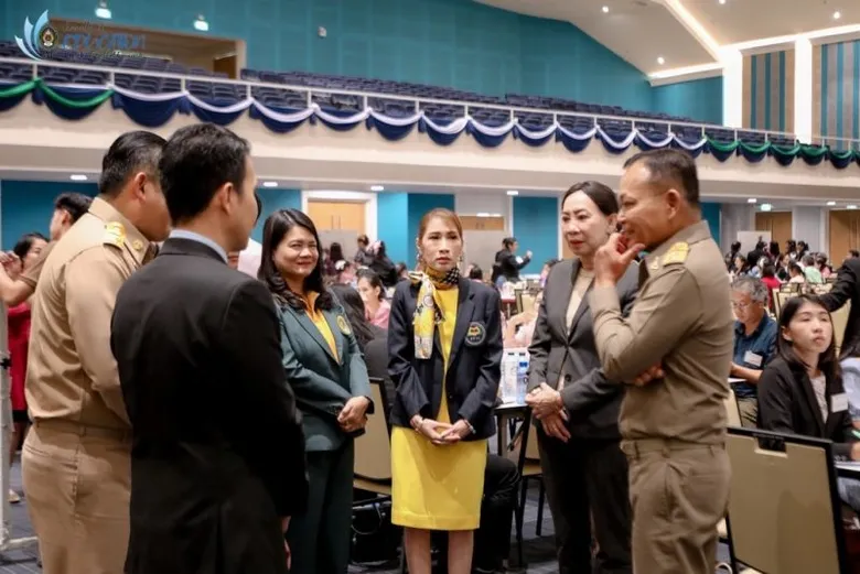 รวมพลังราชภัฏอบรมหลักสูตรการพัฒนาสมรรถนะครูสู่มืออาชีพ พร้อมปลูกฝัง จิตวิญญาณความเป็นครู