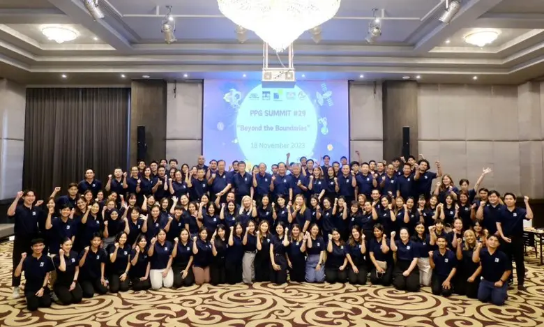 นายบวร วงศ์สินอุดม ประธานกรรมการ นายสืบพง...