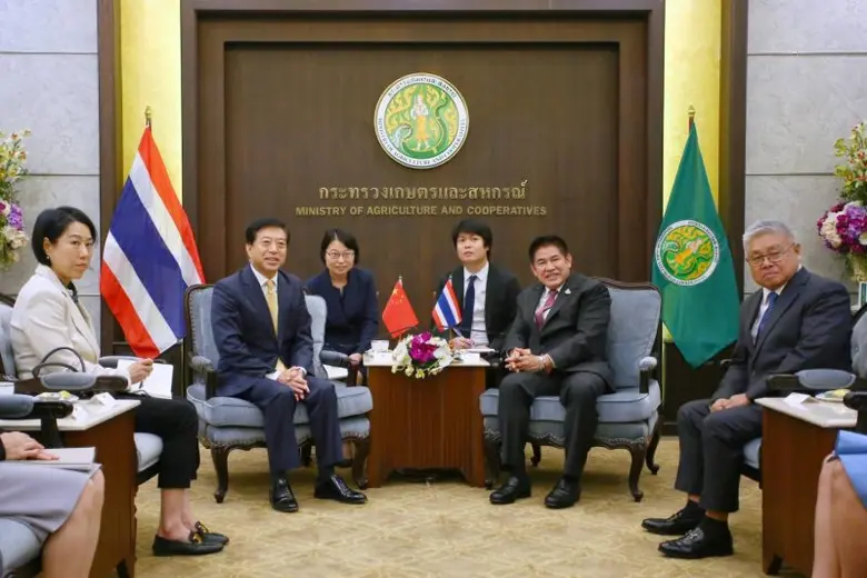 ร้อยเอก ธรรมนัส พรหมเผ่า รัฐมนตรีว่าการกร...