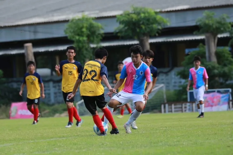 สวนกุหลาบวิทยาลัย เพชรบูรณ์-นครสวรรค์ คว้าแชมป์ฟุตบอล-บาสเกตบอล 18 ปี ภาค 6 แข่งกีฬาธนาคารโรงเรียน ธนาคารออมสิน ปี 2566