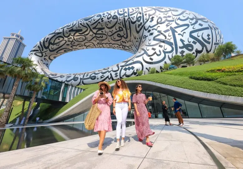 สายการบินเอมิเรตส์ ชวนคนไทยท่องเมืองดูไบ สัมผัสฤดูหนาวภายใต้แสงอาทิตย์แห่งความมหัศจรรย์