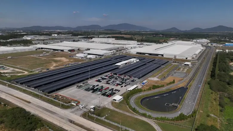 "WHAUP" ติดตั้ง Ford Solar Carpark ขนาด 7.7 MW โครงการ Solar Carpark ที่ใหญ่ที่สุดในประเทศไทย แล้วเสร็จพร้อมใช้งาน