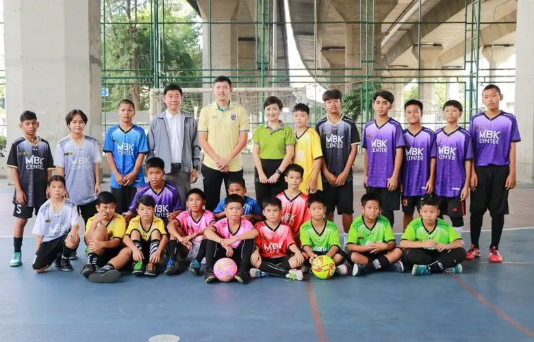 สร้างสุขสู่ชุมชนอย่างต่อเนื่องส่งท้ายปลาย...