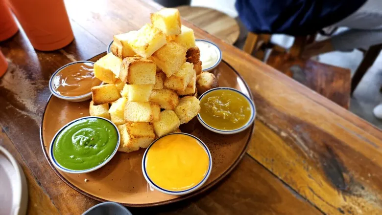 "Chula - Bantadthong - Sam Yan" - Foodies' Paradise A Hub of Hip Thai Street Food
