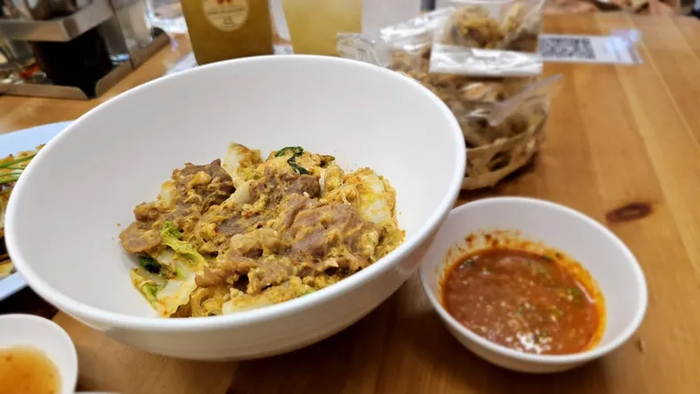 "Chula - Bantadthong - Sam Yan" - Foodies' Paradise A Hub of Hip Thai Street Food