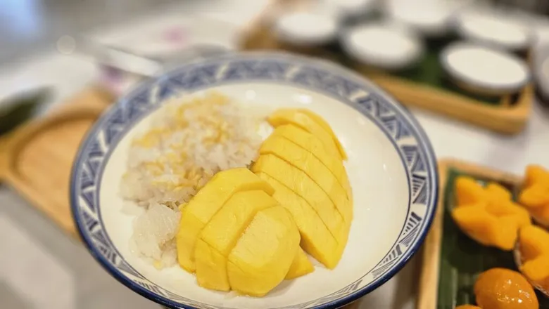 "Chula - Bantadthong - Sam Yan" - Foodies' Paradise A Hub of Hip Thai Street Food