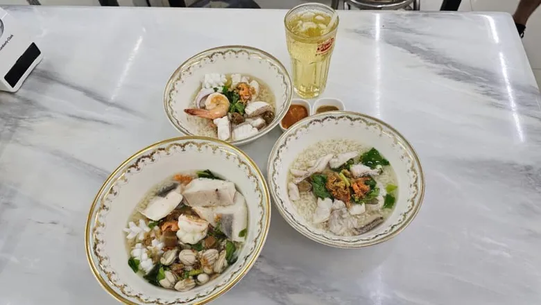 "Chula - Bantadthong - Sam Yan" - Foodies' Paradise A Hub of Hip Thai Street Food