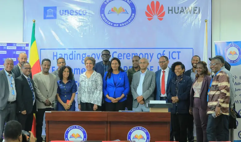 UNESCO and Huawei donated ICT equipment t...