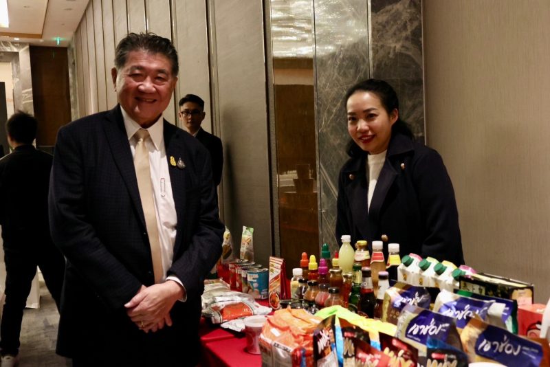 "ภูมิธรรม" เป็นสักขีพยานลงนาม MOU ผู้ประกอบการไทย-จีน ซื้อขายมันและกาแฟกว่า 5,430 ล้านบาท