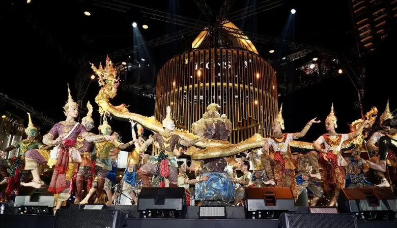 เคานต์ดาวน์สะกดโลก ไอคอนสยาม แลนด์มาร์กระ...