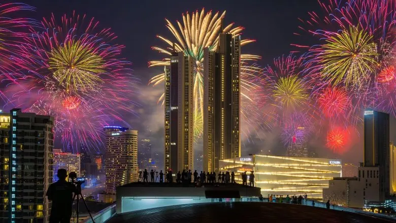 สุดยอดภาพถ่ายชนะเลิศ "Amazing Thailand Countdown 2024 at ICONSIAM" สะท้อนภาพความสุขและความงดงามของการแสดงพลุดอกไม้ไฟในค่ำคืนส่งท้ายปี