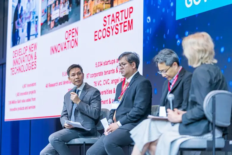 True Is Ready to Drive Telco Industry on a Sustainable Path, Encouraging the Government to Increase Green Energy Proportion